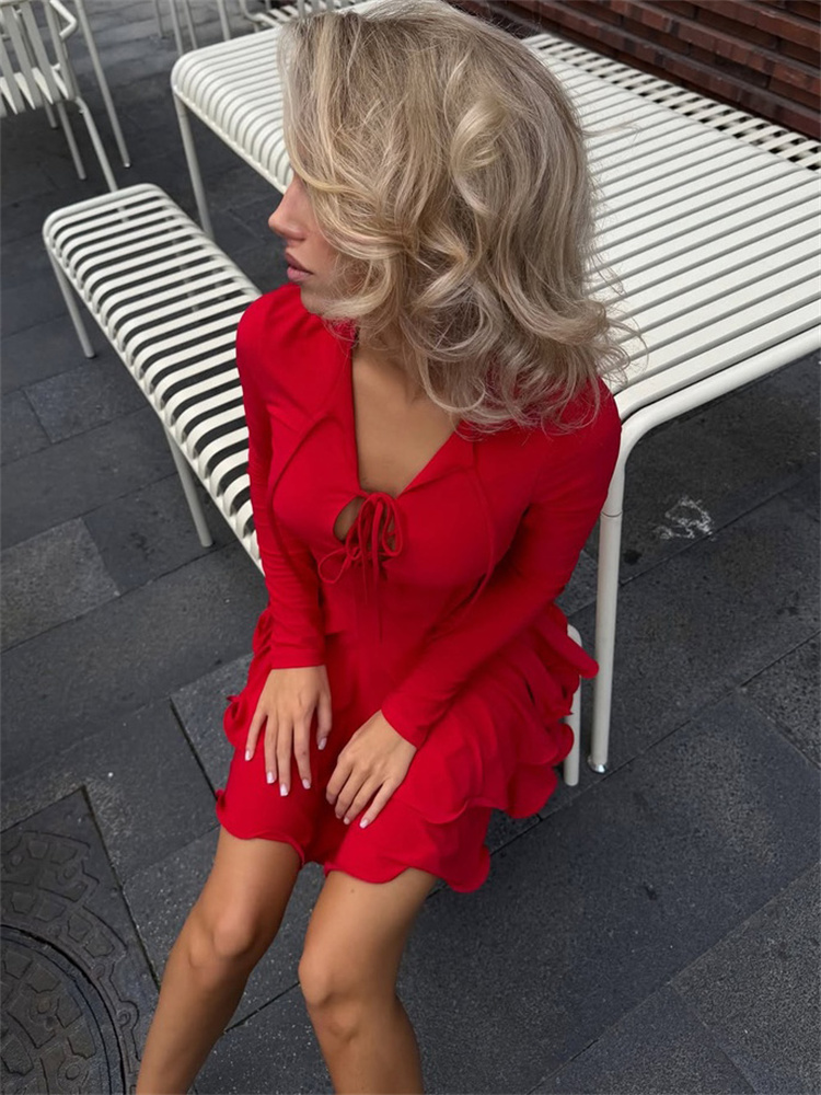 トッシーボディコンミニドレス 長袖 レースアップ リブニット - Bodycon Long Sleeve Ribbed Dress のレビューと価格